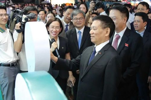 Phó Thủ tướng Hồ Đức Phớc: 'Ngày Thẻ Việt Nam lan tỏa sự sáng tạo, kết nối niềm tin số'