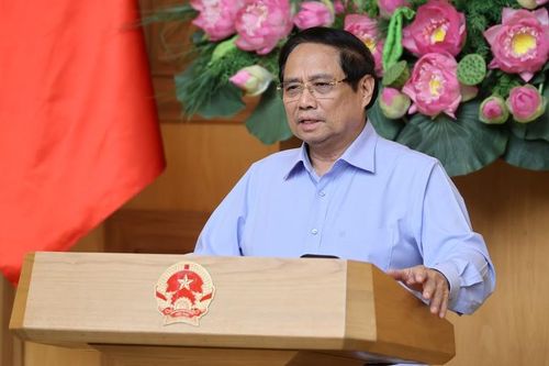 Thủ tướng yêu cầu bộ ngành không được tạo 'giấy phép con', xử lý nghiêm cán bộ vi phạm