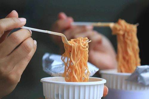 Thói quen buổi sáng khiến huyết áp tăng vọt, đột quỵ rình rập