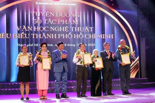 Khai mạc 'Những ngày Văn học – Nghệ thuật' và tôn vinh 50 tác phẩm tiêu biểu