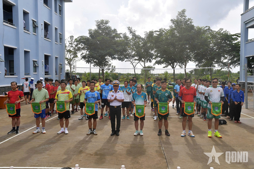 Lữ đoàn 175 chào mừng kỷ niệm 50 năm Ngày thành lập Vùng 5 Hải quân