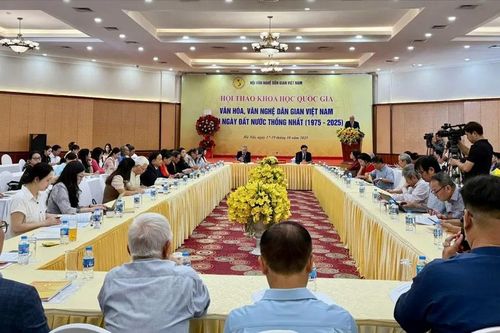 Nghệ sĩ trẻ thổi 'hơi thở mới' vào văn hóa dân gian Việt Nam