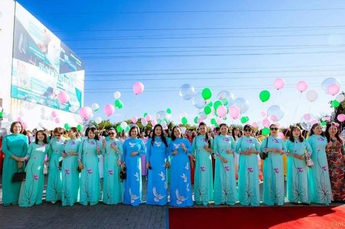 Lan tỏa vẻ đẹp Việt ở châu Âu