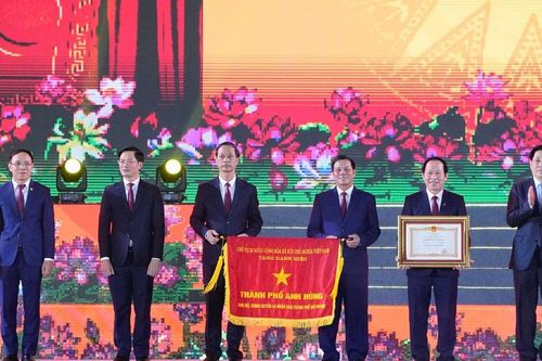 HẢI PHÒNG ĐIỂM ĐẾN CHIẾN LƯỢC TRONG KỶ NGUYÊN MƠÍBài 6: Viết tiếp 'bản hùng ca' về thành phố Cảng Anh hùng
