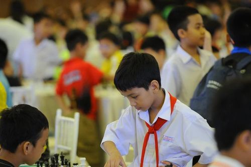 Gần 1.000 kỳ thủ nhí tranh tài sôi nổi tại giải Cờ vua học sinh khu vực Nam Trung bộ