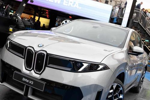 Xe điện mới của BMW hút khách khi vừa ra mắt