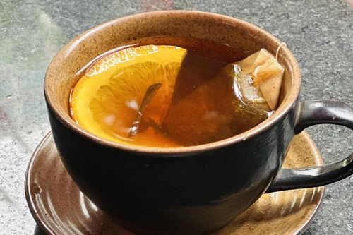 Số lượng tách trà nên uống mỗi ngày để giảm mỡ máu và huyết áp