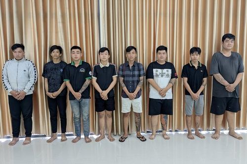 Bắt giữ nhóm đối tượng giả danh Công an để cướp tài sản