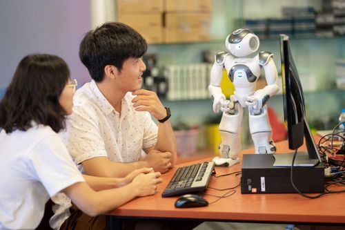 Việt Nam đang đứng trước cơ hội định hình kỷ nguyên robot
