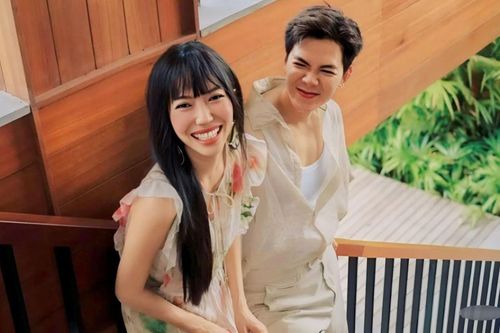 Rộ ảnh Diệu Nhi và Anh Tú bế 2 con đi chơi gây dậy sóng cõi mạng