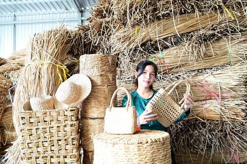 Đôi tay khéo, đời sống khá