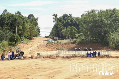 Dự án đường giao thông liên vùng: Tập trung hoàn thành giải phóng mặt bằng