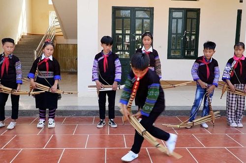 Lao Chải, đưa văn hóa truyền thống vào các nhà trường