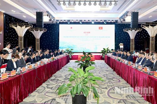 Hội đàm, ký kết Biên bản ghi nhớ hợp tác giữa UBND tỉnh Ninh Bình và Chính quyền tỉnh Gunma