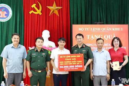 Quân khu 1 hỗ trợ các trường học ở Thái Nguyên 700 triệu đồng