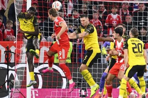 Harry Kane lập công, Bayern Munich thắng sát nút Dortmund