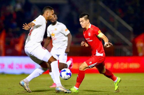 V-League: Chơi hơn người, Hà Tĩnh vẫn bị CLB Công an TP. Hồ Chí Minh cầm hòa