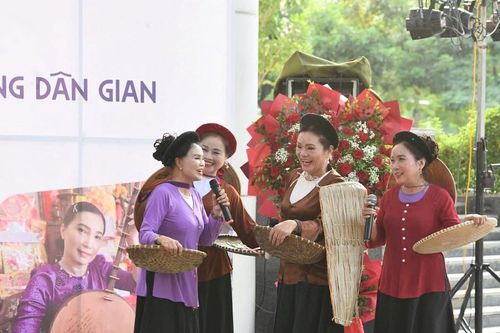 Công nghệ số - cơ hội mới cho văn hóa dân gian
