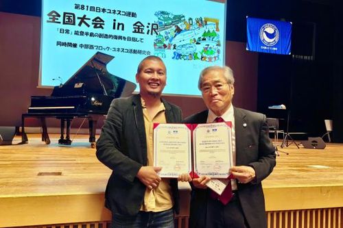 Nghệ sĩ Lê Hữu Hiếu nhận danh hiệu Nghệ sĩ tiên phong trên hành trình di sản UNESCO 2025