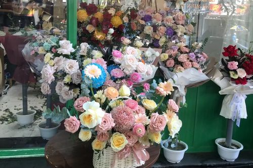 Thị trường hoa sôi động trước ngày 20/10