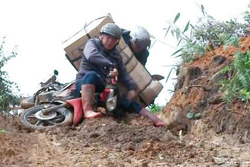 Tai nạn chực chờ trên dốc Min, Đà Lạt