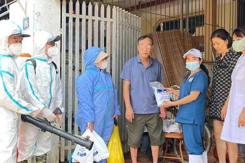 'Áo trắng' Gia Lai ở Thái Nguyên khi cơn lũ đi qua