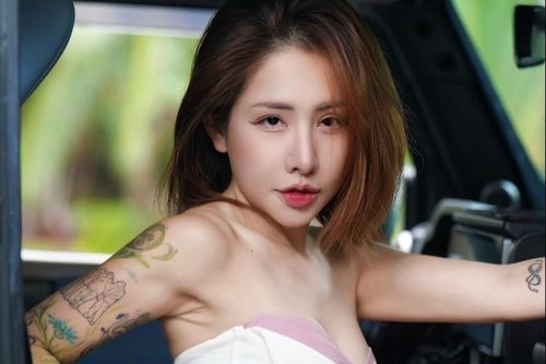 Ảnh gợi cảm của Du Uyên