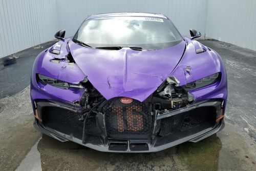 'Sốc' với giá phụ tùng của siêu xe Bugatti Chiron Pur Sport