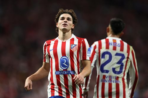 Atletico ra giá không tưởng cho Alvarez