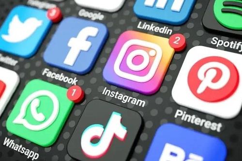 Sách 'lép vế' trước video, mạng xã hội