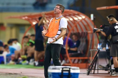 Hà Nội FC khó trở lại đường đua vô địch V-League