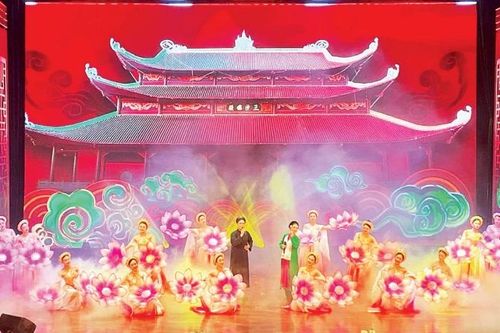 Thắp lên hào quang sân khấu