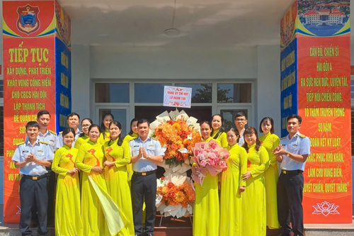 Phụ nữ Lữ đoàn 169 Hải quân bản lĩnh, trí tuệ