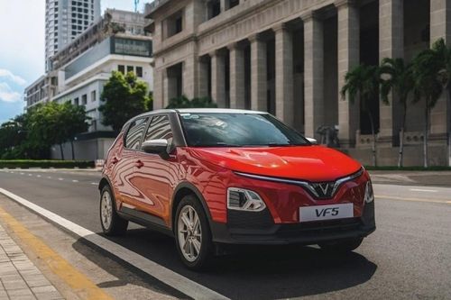 Top 5 xe gầm cao bán chạy nhất tháng 9/2025: VinFast VF5 tiếp tục lập đỉnh