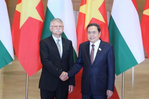 Chủ tịch Quốc hội Trần Thanh Mẫn đón Chủ tịch Quốc hội Hungary Kover Laszlo thăm chính thức Việt Nam