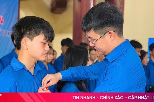 Sôi nổi các hoạt động kỷ niệm 111 năm ngày sinh Anh hùng liệt sĩ Lý Tự Trọng