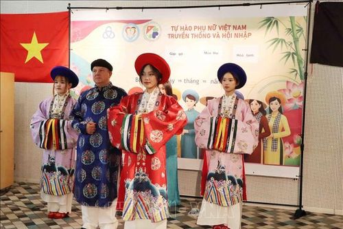 Thông điệp về tình yêu, sự gắn kết và tự hào dân tộc giữa lòng châu Âu
