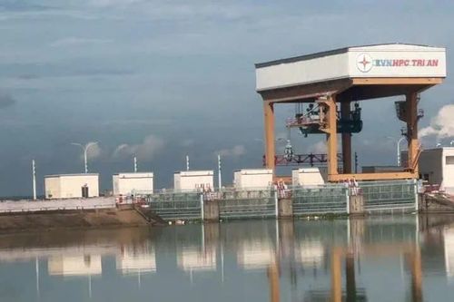 Thủy điện Trị An thông báo xả tràn sau 1 ngày đóng đập