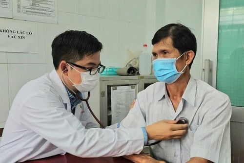 Tăng cường cảnh giác, ngăn ngừa hành vi giả danh bác sĩ để lừa đảo