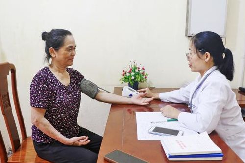 Tăng cường y tế cơ sở: Bảo đảm chăm sóc sức khỏe Nhân dân từ tuyến đầu