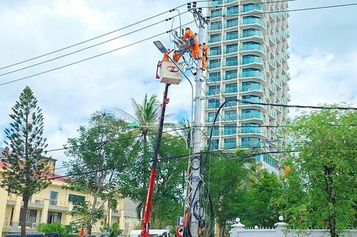 Ðảm bảo cấp điện an toàn trong mùa mưa bão