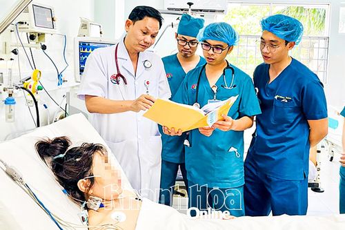 Người thầy thuốc cống hiến hết mình cho y đức