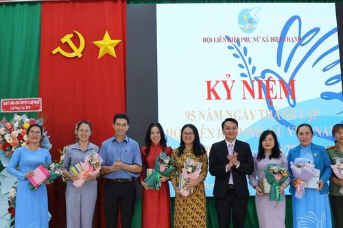 Hội LHPN xã Hiệp Thạnh Kỷ niệm 95 năm Ngày thành lập Hội LHPN Việt Nam