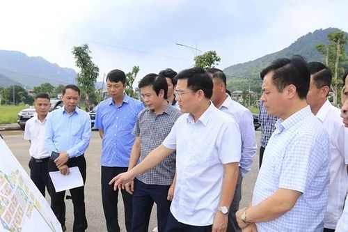 Kiểm tra, tháo gỡ khó khăn các dự án trên địa bàn 3 phường Kỳ Sơn, Hòa Bình, Thống Nhất