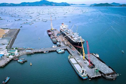 Khánh Hòa đón tấn hàng thứ 3 triệu qua Cảng Cam Ranh