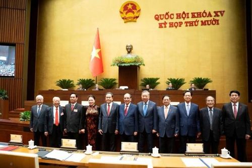 Kỳ họp không chỉ tổng kết nhiệm kỳ mà còn là bước khởi đầu thời kỳ phát triển mới