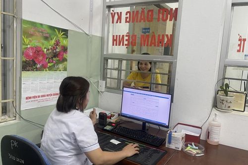 Đổi mới chính sách bảo hiểm y tế, đảm bảo quyền lợi cho người khám bệnh, chữa bệnh