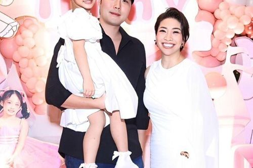 Pha Lê hội ngộ chồng cũ người Hàn hậu ly hôn, cùng tổ chức sinh nhật cho con gái mà tưởng như đám cưới