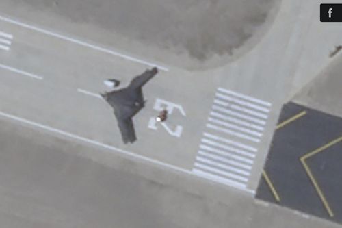 UAV tàng hình khổng lồ lớn thứ nhì của Trung Quốc bay thử