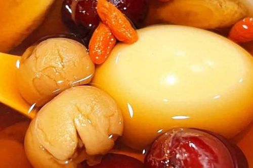 Uống 1 bát là da dẻ hồng hào, sáng khỏe: Công thức dưỡng khí huyết cực rẻ cho chị em
